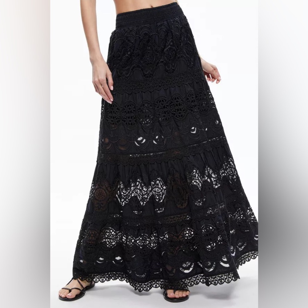 Alice & Olivia Black Reise Maxi Skirt - Size Medium